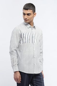 White pure cotton shirt with stripe print. - Aza Fashions White Cotton Shirt With Horizontal Stripe Pattern, White Cotton Shirt With Horizontal Stripes, White Shirt With Horizontal Stripes In Relaxed Fit, White Relaxed Fit Shirt With Vertical Stripes, White Horizontal Stripe Relaxed Fit Shirt, Men Shirts, Stripe Shirt, Formal Shirts, Shirt Pattern