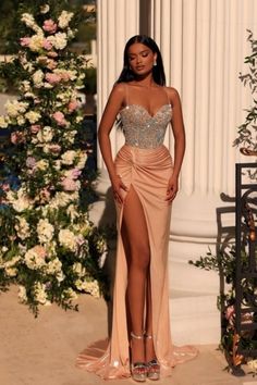 Champagner Abendkleider Lang Gunstig | Abiballkleider mit Glitzer | Babyonlinedress.de Best Formal Dresses, Custom Made Prom Dress, Mermaid Gown Prom, Champagne Evening Dress, Champagne Prom Dress, Classic Romance, Mermaid Evening Gown, Evening Dresses Online, Nude Dress