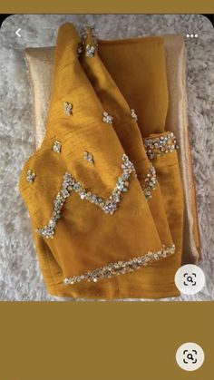 Light Maggam Work Blouse Designs, Zardosi Work Blouse Simple, Blawos Design New, Blouse Hand Work Designs Simple, Blouse Simple Work Designs, Simple Zardosi Work Designs, Traditional Blouse Designs Weddings, Simple Blouse Embroidery Designs, Simple And Elegant Blouse Designs