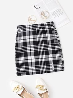 Black and White Preppy   Polyester Plaid Bodycon Embellished Slight Stretch Summer Women Bottoms Plaid Print Skirt, Black Plaid Skirt, Rok Outfit, Shein Outfits, Pencil Skirt White, Future Outfit, Black And White Skirt, Women Skirts, Trendy Fashion Outfits