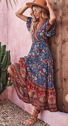 Floral print midi length dress with a faux wrapped bodice and flutter sleeves. Hippie Elegante, Hippie Maxi Dress, Plunge Maxi Dress, Boho Mode, Mode Boho, Bohemian Maxi Dress, Short Sleeve Maxi Dresses, Beach Maxi Dress, Boho Lace