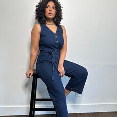 Not Vintage JUST CUTE ☺️ Modern Quality Dark Wash Denim Jumpsuit  PERFECT for any and every spring and summer occasion headed your way! Pair with a chunky wooden platform for a 70s feel or pop on sneaks and GO! Universal Thread Tag Size 10  98% Cotton 2% Spandex Bust 38" Waist 32" Length 38" Inseam 24" Rise 13" Thigh 24" MODEL: 5'7" | 170lbs | 34DD Dark Wash Straight Leg Jumpsuits For Spring, Sleeveless Dark Wash Denim Jumpsuit For Work, Spring Dark Wash Overalls For Work, Spring Workwear Dark Wash Overalls, Denim Bib Front Jumpsuit For Work, Denim Jumpsuit With Bib Front For Workwear, Dark Wash Denim Bib Front Jumpsuit For Work, Summer Workwear Dark Wash Jumpsuits And Rompers, Dark Wash Denim Jumpsuit For Work