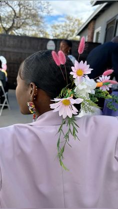 Short Hair With Flowers, 4c Formal Natural Hairstyles, Flower Hair Black Women, Brides With Locs Black Women, Elaborate Hairstyles, Afro Hairstyles With Flowers, Flower Crown Black Women, Flower In Hair Black Women, Black Women Natural Hairstyles