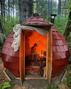 Acorn Sauna Zome Geodesic Dome DIY Build Plans NO HUBS imperial and Metric - Etsy Cool Tiny Houses, Earth Homes Design, Earthship Home Cold Climate, Dome House Interior, Dome Sauna, Diy Sauna Outdoor, Modern Yurt, Earthship Home Plans, Rustic Saunas