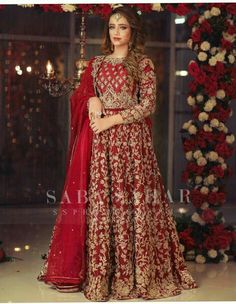 Bridal Dresses Ideas, Baraat Dress, Dress Simple Design, Black Bridal Dresses, Pakistani Bridal Lehenga, Pakistani Bridal Dress