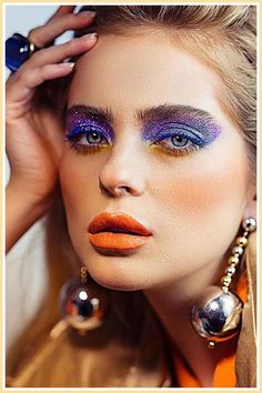 Eye Liners - No problem, we've got you covered. Here you'll be able to discover all the supplies you need. Click to visit today. Glam Rock Makeup, Trucco Glam, 80s Makeup Looks, 80’s Makeup, 1980s Makeup