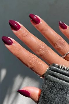 "Cherry Nails" Is Winter's Most Expensive-Looking Nail Trend Cherry Red Nails, Cherry Nail, Couture Nails, Dark Red Nails, Ongles Nails, Nail Trend