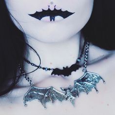 Bat Makeup, Lip Art Makeup, Bat Costume, Halloween Makeup Inspiration, Character Makeup, Smink Inspiration, Alternative Makeup