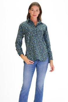 The Savannah Tunic offers a twist on your traditional button-down. The complimentary buttons, collar detail, and curved hem with side buttons make this style unique and the perfect piece to elevate your daily look! Slim Fit Button-up Blouse With Buttons, Slim Fit Button-up Blouse With Button Closure, Casual Fitted Blouse With Spread Collar, Fitted Casual Blouse With Spread Collar, Fitted Blouse With Button Closure And Spread Collar, Classic Floral Print Button-up Top, Fitted Fall Blouse With Shirttail Hem, Classic Button-up Blouse For Casual Gatherings, Slim Fit Blouse With Spread Collar And Buttons