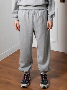 Composition : 100% cottonColor : GRAY_FCountry of Origin : Republic of Korea Jogger Pants, Casual Pants, Composition, The Originals, Clothes For Women, Grey, Pants, Clothes, Trousers