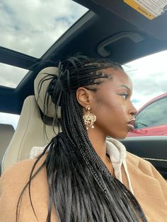 Pick & Drop Braids Tree Braids Micro Braids Box Braids With Straight Hair, Straight Tree Braids, Micro Box Braids Hairstyles, Drop And Pick Braids, 90s Braid Styles, Tear Drop Braids, Blue Micro Braids, Winter Knotless Braids, Braid Trends 2024