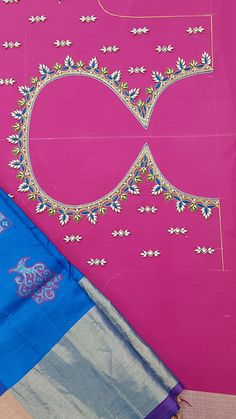 Green Blouse Designs, Pattu Langa, Cotton Blouse Design, New Embroidery Designs, Backless Blouse Designs