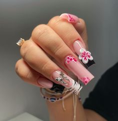 Nails With Charms Y2k, Simple Stiletto Nails, Nails Vacay, Valentines Nails French, Nail Inspo Hello Kitty, Duck Nails Short, French Tip Nails Pink, Azul Nails, Nails Sanrio