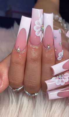 Pink Bling Nails, Ombre Acrylic Nails, Blush Nails, Nails Design With Rhinestones, Colored Acrylic Nails