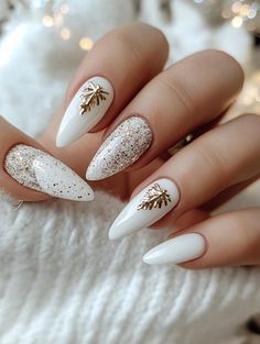 White Christmas Nails: Elegant and Festive Nail Designs for a Classic Winter Look Festive Christmas Nails Almond, White Nail Christmas Designs, White And Gold Christmas Nails Acrylic, Pearl White Christmas Nails, Nails For Christmas White, Christmas Nails Almond White, White Simple Christmas Nails, White Acrylic Christmas Nails, Winter Classic Nails