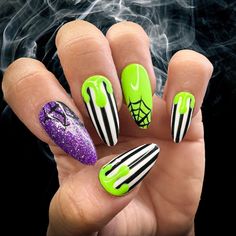 Beetlejuice Halloween Press on Nails, Beetlejuice Nails, Spiderweb Press on Nails - Etsy Halloween Beetlejuice Nails, Bettle Juice Nail Ideas, Beetlejuice Nails Short, Beetlejuice Nail Designs, Vibrant Pink Nails, Beetlejuice Nail Art, Beetle Juice Nails, Green Halloween Nails