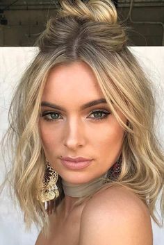 Half Up Half Down Hair Prom, Formal Hair, Makeup For Blondes, Prom Hairstyles For Short Hair, Haircut Styles, Bridal Hairstyles, Short Hairstyle, Mid Length Hair