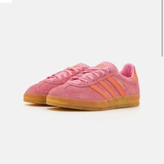 Sambas Colourful, Pink And Orange Shoes, Shoes Wishlist, Pretty Sneakers, Preppy Shoes