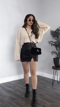 Outfit Botas, Look Grunge, Winter Fashion Outfits Casual, Elegante Casual, Causual Outfits, Mode Inspo, Fall Fashion Outfits, Winter Fashion Outfits, Outfits Casuales