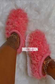 Cute Winter Shoes, Winter Shoes Women, Cute Uggs, Top Bed, Ugg Slides, Cute Slides, Try On Haul