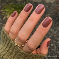 Love these nails for fall… Fall nails, hard nails, nails, fall aesthetic, nail designs, nails acrylic, fall nail designs, fall nail ideas, fall nail colors, fall nails 2024, fall nails square, fall nails short, nail ideas, nail inspo, almond nails, fall nails inspiration, fall nail inspo, fall date night beauty, autumn nails, fall nails ideas autumn Thanksgiving Nails Neutral, Basic Fall Nails Short, Short Natural Fall Nails, Short Nails For Fall, French Manicure Fall, Acrylic Fall Nail Designs, Nails Square Fall, Square Fall Nails, Almond Nails Fall