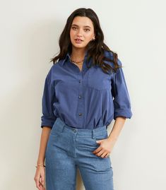 Elise Shirt in Yale Blue. Oversized button up ideal for layering. 100% heavyweight Cotton shirting, featuring front and cuff buttons and front pocket. Made in NYC. Yale Blue, Oversized Button Up Shirt, Work Pants, Button Up Shirt, Blue Stripes, Front Pocket, Cotton Tee, Button Up Shirts, Button Up