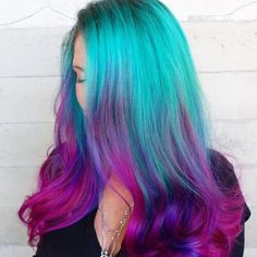 50 Teal Hair Color Inspiration for an Instant WOW! Mermaid Hairstyles, Teal Hair Color, Lovely Hairstyles, Sunset Hair, Pink Ombre Hair, Hairdressing Training, Dyed Hair Pastel, Mermaid Magic, Dramatic Hair