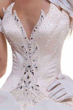 Beautiful Corset, Beaded Bodice, فستان سهرة, Ballroom Dress, Gorgeous Gowns, Ball Gowns Wedding, Beautiful Wedding Dresses, Ball Gown Wedding Dress, Dream Wedding Dresses