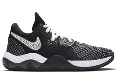 Nike Renew Elevate 2 Sneakers in Black/Anthracite/White Baskets Nike, Hot Sneakers, Nike Lebron, Jordan Retro, Adidas Yeezy, Men's Nike, Nike Free, Basketball Shoes, Trading Cards