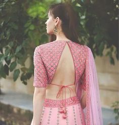 Outfit Elegantes, Lehenga Blouse Designs, Blouse Back Neck Designs, Indian Saree Blouses Designs