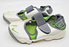 * WOW! VINTAGE NIKE AIR RIFT 2006 LEATHER SPLIT TOE SNEAKERS * WOMEN 8 * Nike Open Toe Sneakers, Nike Air Rift, Green Interiors, Vintage Nike, Womens Sneakers, Nike Air, Athletic Shoes, Clothing And Shoes, Womens Sizes