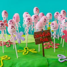 Jellyfish Cake, Spongebob Jellyfish, Spongebob Birthday Cake, Bob Sponge, Cake Pops Recipe, Spongebob Cake