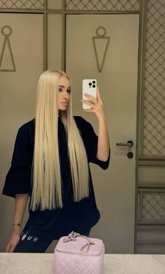 Slavic Hair, Russian Hair, Athens Travel, City Outfits, Dark Feminine Aesthetic, Feminine Aesthetic, Hair Inspo Color, Photography Senior Pictures, Great Hair