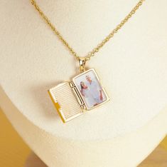 Personalized Photo Locket Necklace - Humble Legends Photo Chain, Photo Locket Necklace, Photo Locket, Heartfelt Gifts, Cherished Memories, Locket Necklace, Unique Necklaces, Elegant Gift, Gold Rose