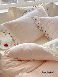 Gingham Floral Ruffle Bedding Set / Blue White | Best Stylish Bedding | Ever Lasting