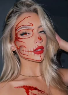 Creative Makeup Looks Halloween, Makeup Halloween Ideas Creative, Carnival Makeup Ideas, Catrina Makeup, Maquillage Halloween Simple, Halloweenský Makeup, Holloween Makeup, Creepy Halloween Makeup, Cute Halloween Makeup