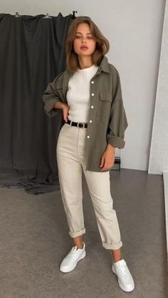 Casual College Outfits, Outfit Chic, Business Casual Outfits For Work, Mode Casual, Stylish Work Outfits, Work Outfits Women, Fashion Mode