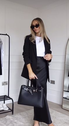 Satin Skirt Business Outfit, Midi Skirt Business Outfit, Silk Skirt Formal Outfit, Black Satin Midi Skirt Outfit Work, Satin Skirt Blazer, Satin Skirt Blazer Outfit, Satin Skirt Black Outfit, Satin Skirt Office Outfit, Wedding Dinner Outfit Guest