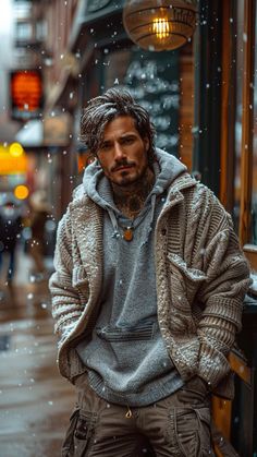 Oracle Woman, Mens Boho Fashion, Masculine Boho, Male Model Poses, Bohemian Attire, Boho Men Style, Rugged Aesthetic, Older Mens Hairstyles, Bohemian Men