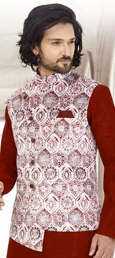 Red and Maroon color Nehru Jacket in Velvet fabric with Printed work Luxury Red Nehru Jacket For Ceremonial Occasions, Engagement Reception, Reception Lehenga, Nehru Jacket, Wear Red, Nehru Jackets, Maroon Color, Wearing Red, Salwar Kameez