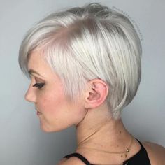 Asymmetrical Pixie Haircut, Silver Pixie, Choppy Pixie Cut, Modern Short Hairstyles, Pixie Bob Haircut, Pixie Cut With Bangs, Blonde Pixie Cuts, Photography Portraits