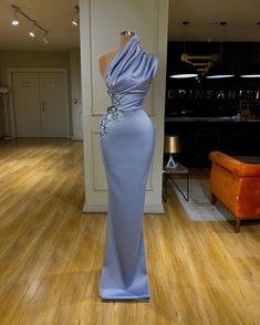 Valdrin Sahiti, Gala Dresses, Glam Dresses, Gorgeous Gowns, About Fashion, Event Dresses, Classy Dress, Beautiful Gowns, Ball Dresses