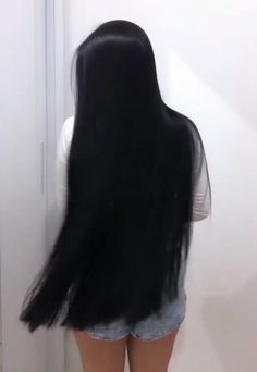 Long Straight Black Hair, Silky Shiny Hair, Hair Smoothening, Straight Black Hair, Black Hair Dye, Dyed Natural Hair