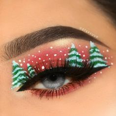 Christmas Tree Eye Makeup, Christmas Tree Eyeliner, Christmas Eyeliner Looks, Christmas Tree Makeup