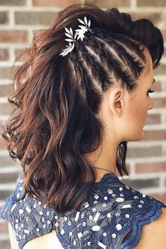 Side Faux Hawk, Faux Hawk Braid, Cat Races, Braided Side, Faux Hawk Hairstyles, Hair Bride