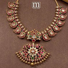 10 Prettiest Jhumkas You Need To Wear Right Now • South India Jewels Mango Mala Jewellery, Mango Necklace, Mala Jewelry, Beautiful Gold Necklaces, Gold Jewelry Stores