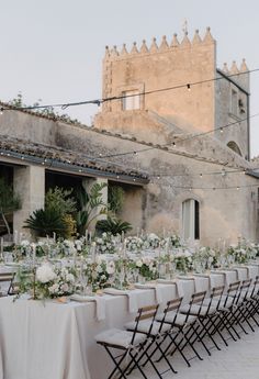 Rustic outdoor Imperial wedding table in Dimora delle Balze, Sicily Bling Stuff, Earth Wedding, Sicily Wedding, Tablescape Inspiration, Tuscan Wedding, European Wedding, Event Production, Wedding Reception Inspiration