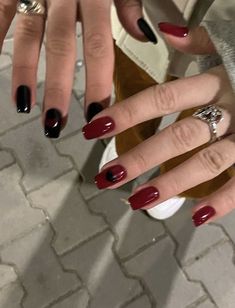 Red And Black Nail, Milky Nails, Edgy Nails, Grunge Nails, Soft Nails, Black Nail, Minimalist Nails