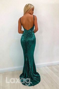 Style: 14798 Closure: Zipper Details: Bra Cups, Open Back, Spaghetti Straps Fabric: Glitter Knit Neckline: V-Neck Silhouette: Sheath Backless Mermaid Dress, 파티 드레스, Designer Evening Gowns, Maxi Gown Dress, Sequin Maxi Dress, Mermaid Gown, Dresses Elegant