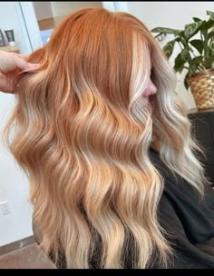 Copper Blonde Hair Money Piece, Copper Blonde Color Melt, Ginger With Balayage, Red Hair With Blonde Face Framing, Ginger Hair With Red Highlights, Blonde With Copper Peekaboo, Ginger Hair Color With Blonde Highlights, Copper Hair Blonde Money Piece, Redhead With Blonde Highlights